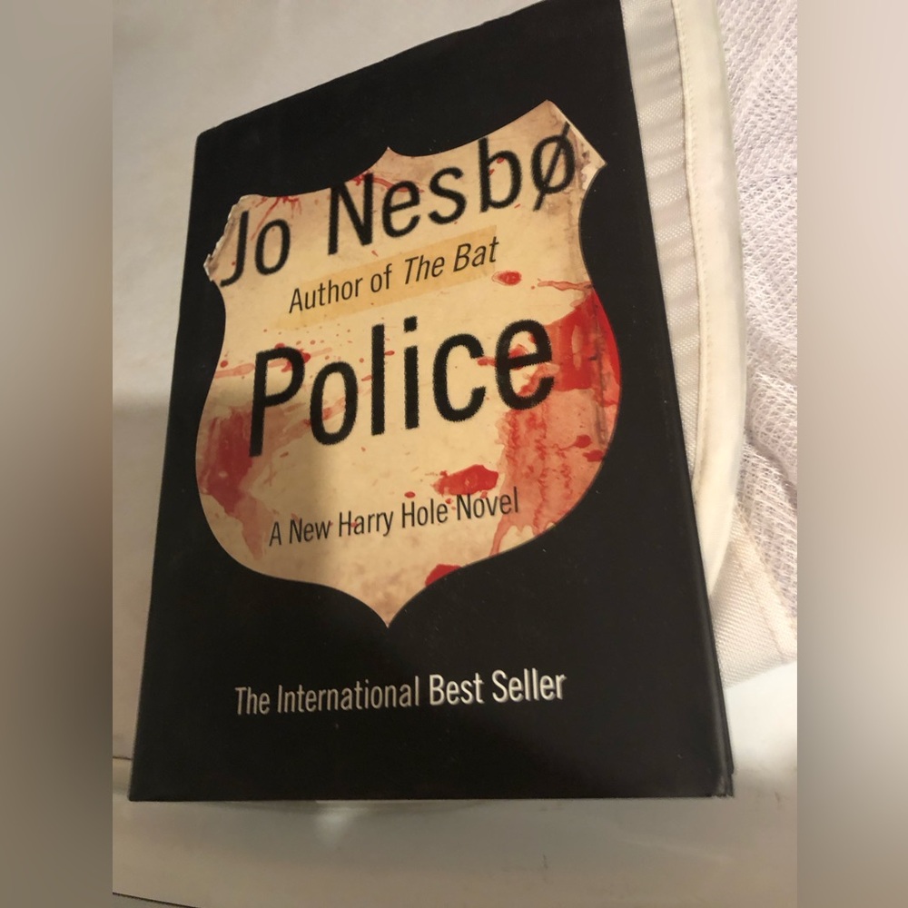 'Police' A Harry Hole Novel- 136A $15 or $12 w/offer